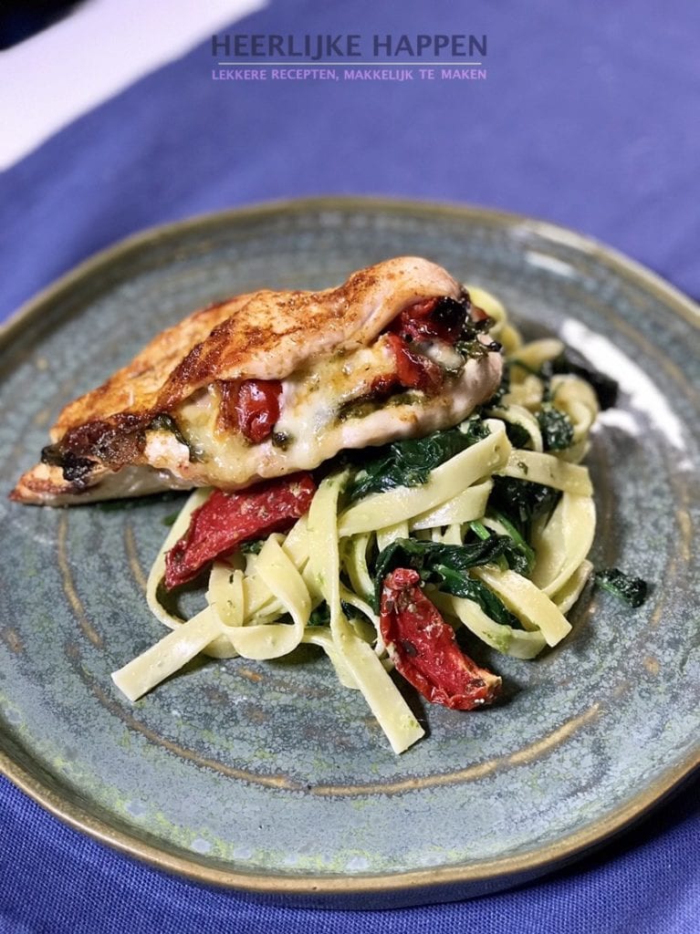 Pesto tagliatelle met kip