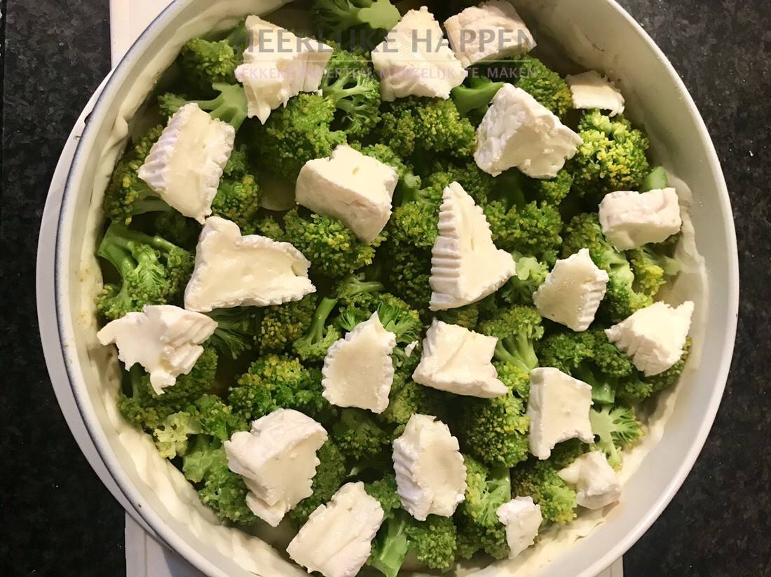 Camembert quiche met broccoli