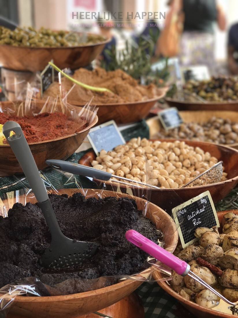 Franse peer met gekarameliseerde noten