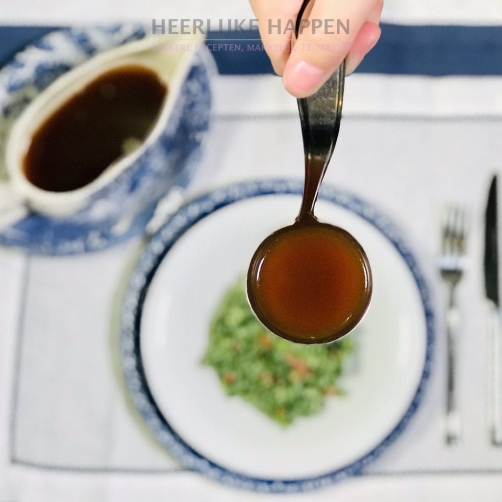 Homemade veal gravy-image