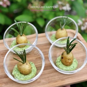 Amuse aardappeltjes met pesto