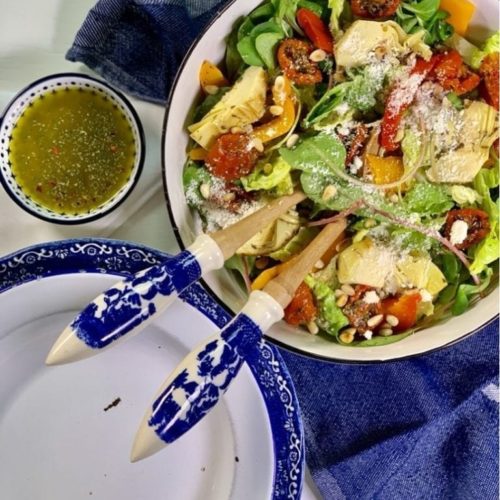 Paprika artisjok salade met Parmezaanse dressing