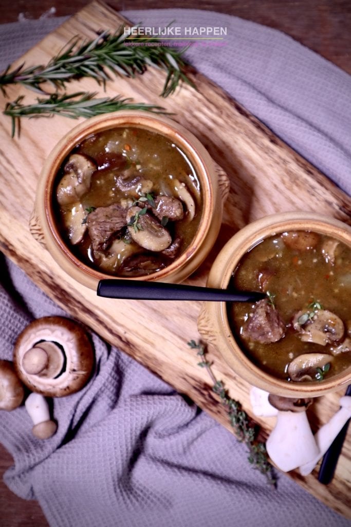Kastanje champignonsoep met Ierse beef
