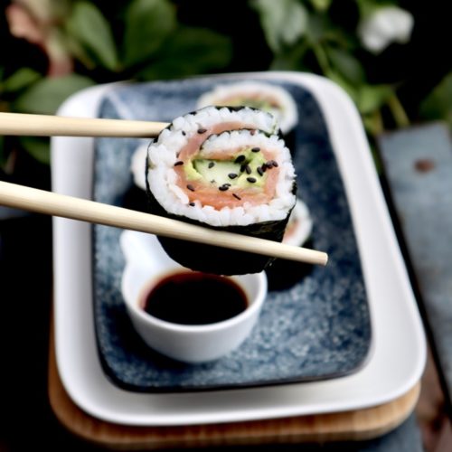 Low carb avocado zalm sushi