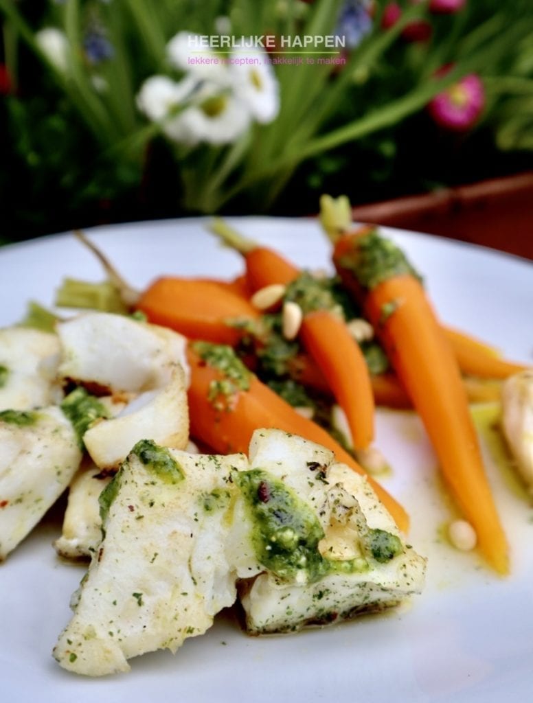 Kabeljauw met wortel en pesto