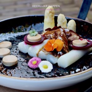 Aziatische eendenbout met asperges