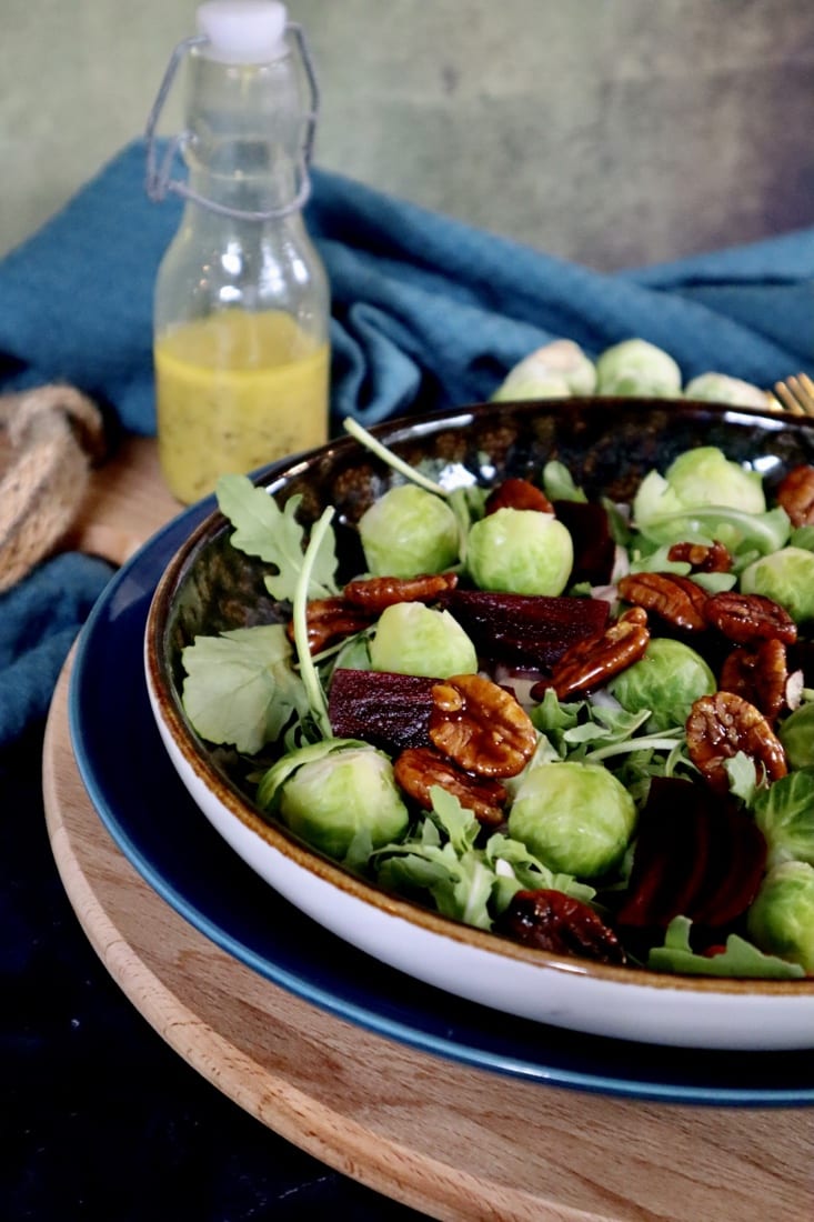 Brussels sprout salad with caramelized pecan nuts