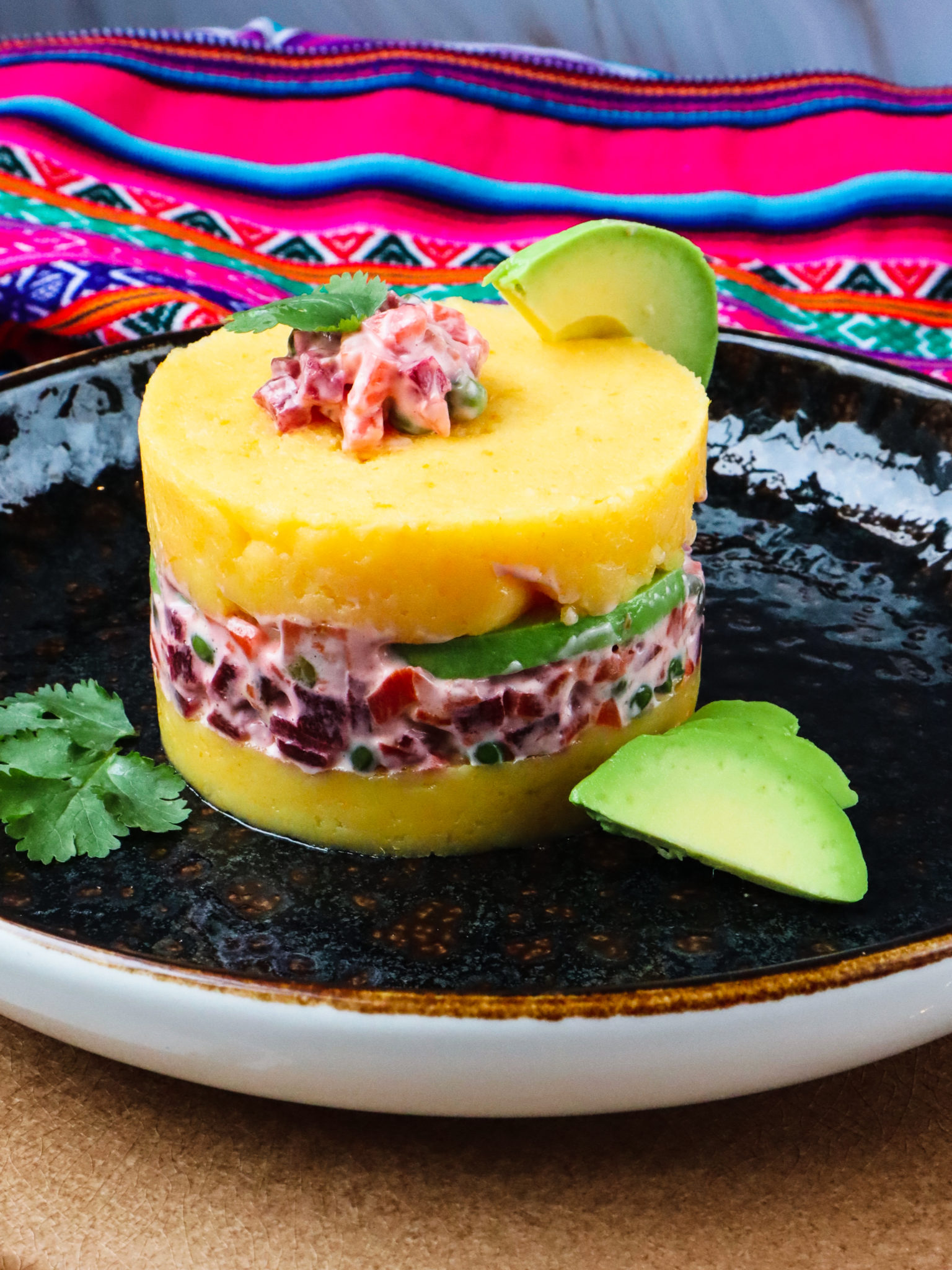 Vegetarische Peruaanse Causa Limeña - Heerlijke Happen