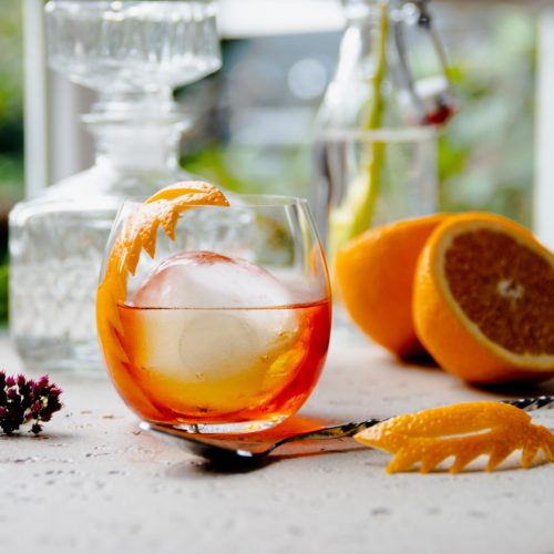 Klassieke Italiaanse Negroni cocktail