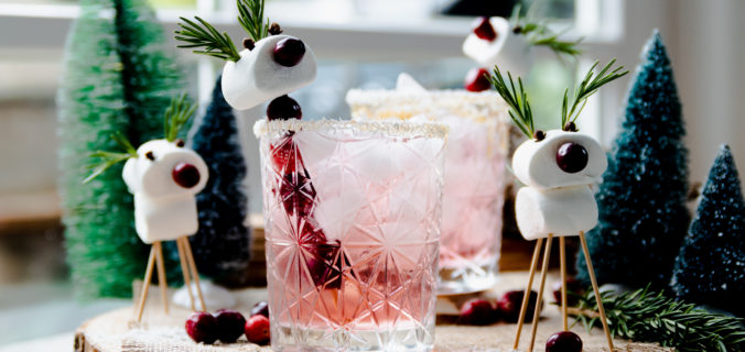 Marshmallow Rudolf gin cocktail