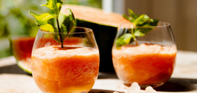 Zomerse watermeloen frosé cocktail