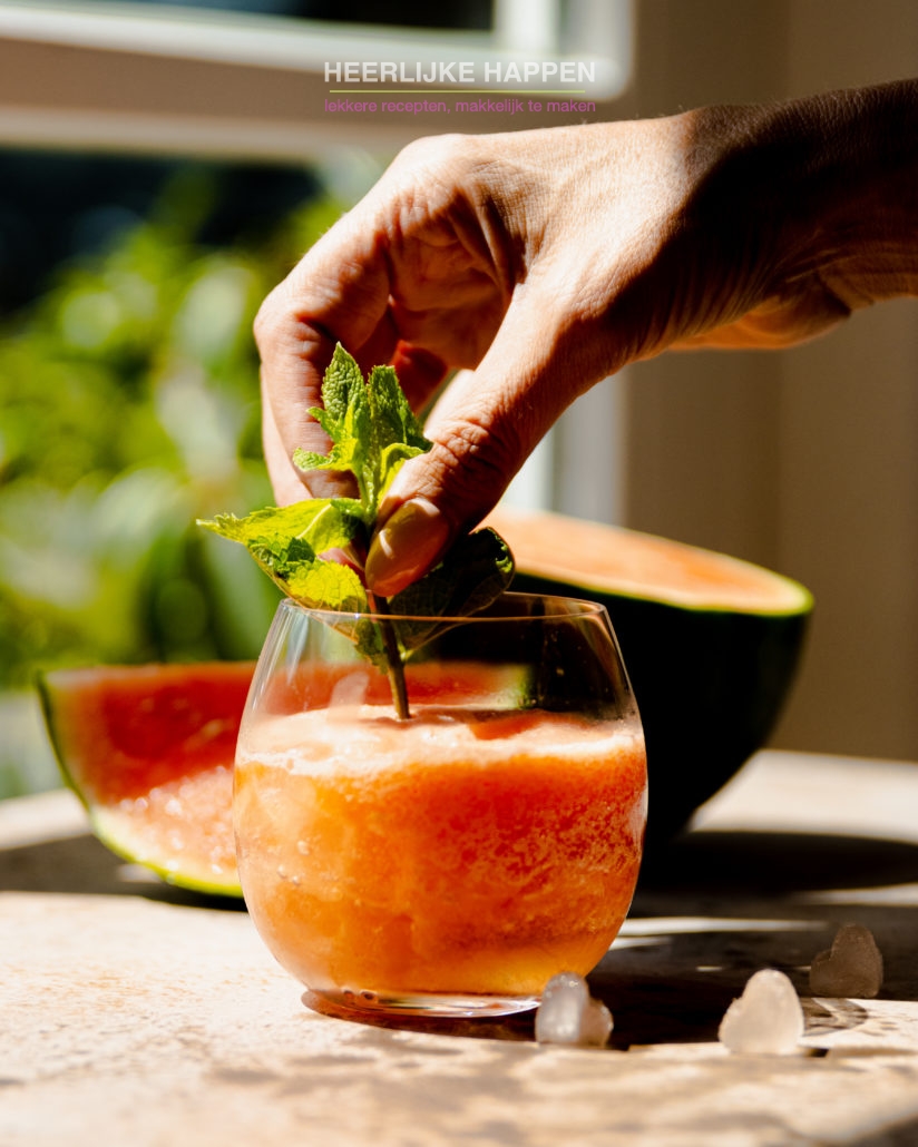 Zomerse watermeloen frosé cocktail 