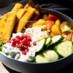 Eiwitrijke salade met kipschnitzel