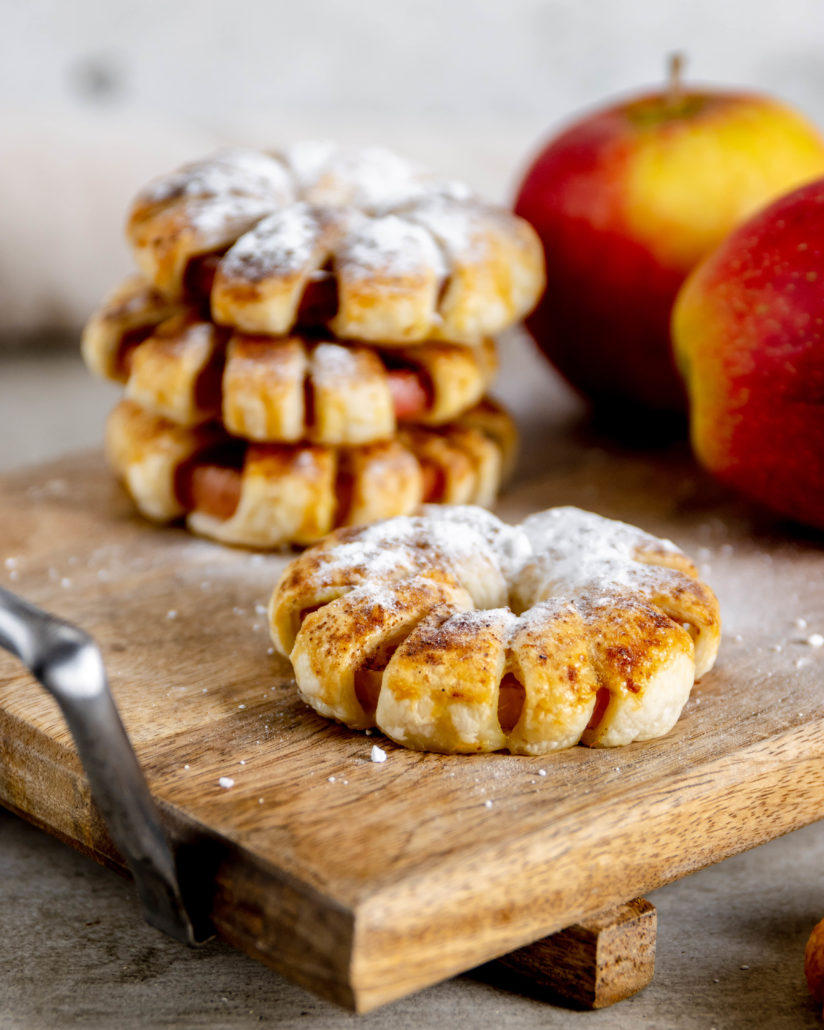 Apple puff pastry donut
