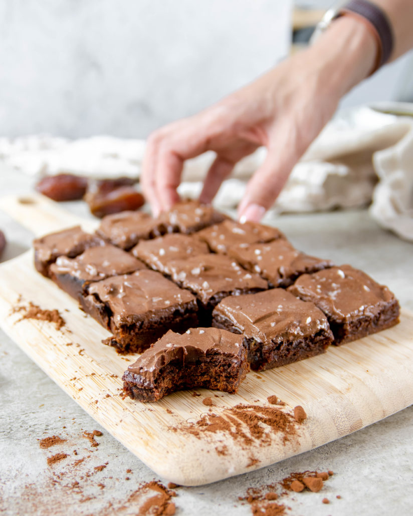 Dadel brownie met chocolade ganache 