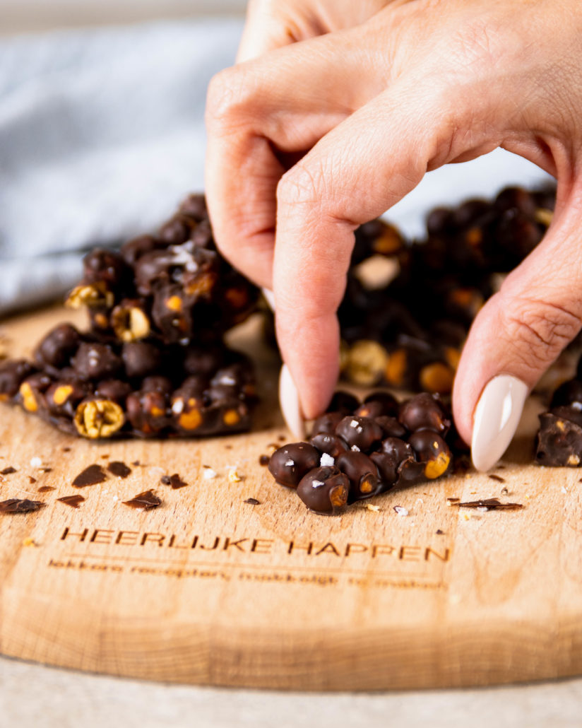 Kikkererwt zeezout chocolade rotsjes