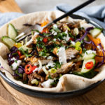 Tandoori kip met lam flatbread