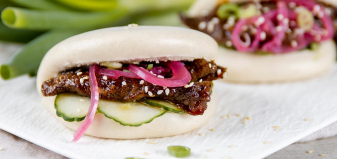 Sticky beef bao buns