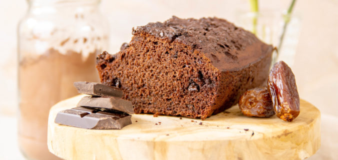 Suikervrije dadel chocolade cake