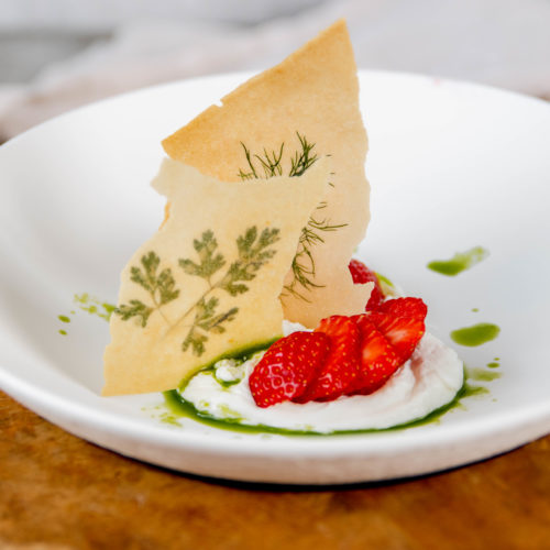 Cottage cheese hangop dessert
