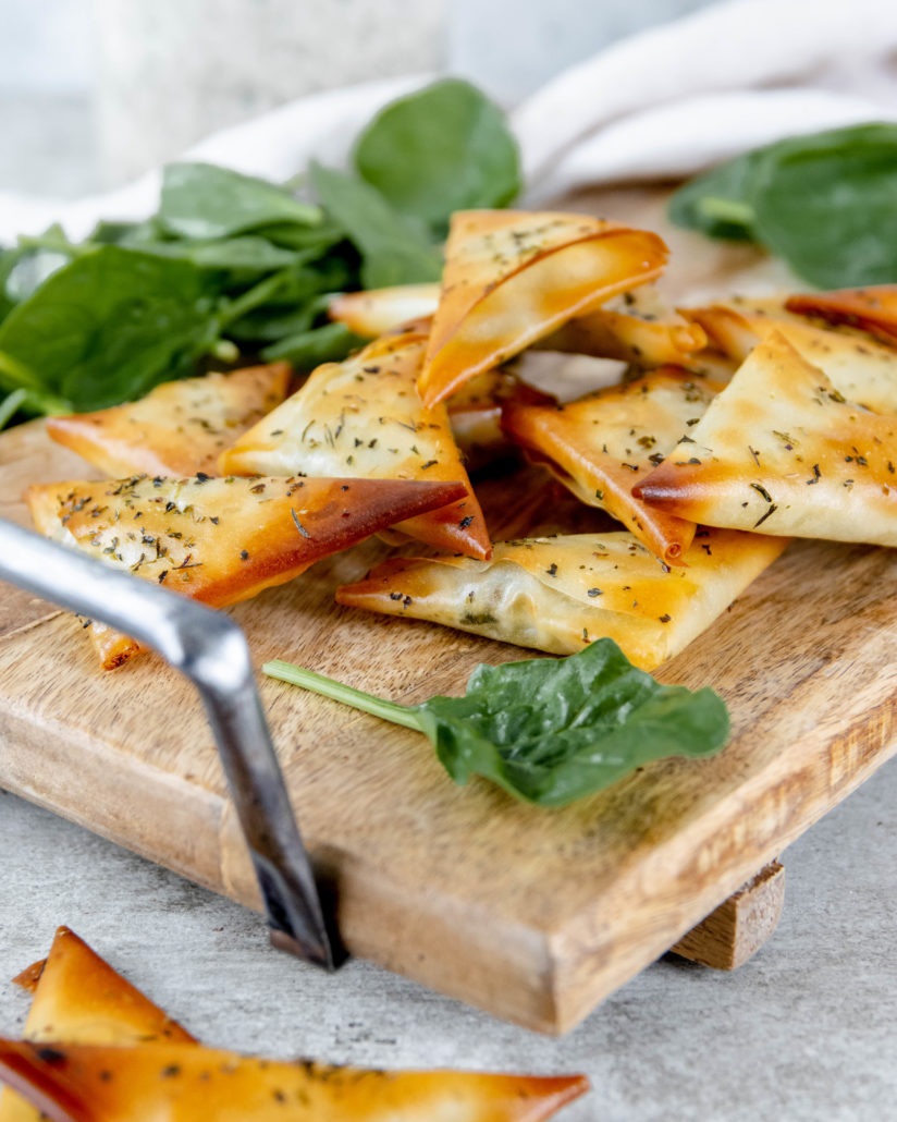 Griekse spanakopita filodeeg hapjes